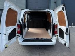 
Vauxhall Combo 1.5 Turbo D 2300 Sportive full									