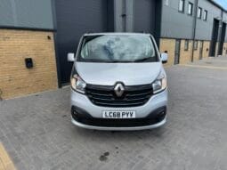 
Renault Trafic 1.6 dCi 27 Sport Nav SWB full									