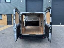 
Renault Trafic 1.6 dCi 27 Sport Nav SWB full									