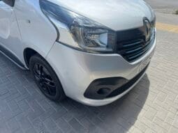 
Renault Trafic 1.6 dCi 27 Sport Nav SWB full									