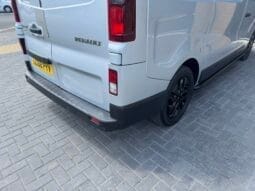 
Renault Trafic 1.6 dCi 27 Sport Nav SWB full									