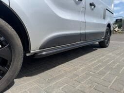 
Renault Trafic 1.6 dCi 27 Sport Nav SWB full									