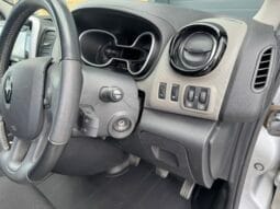 
Renault Trafic 1.6 dCi 27 Sport Nav SWB full									