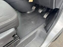 
Renault Trafic 1.6 dCi 27 Sport Nav SWB full									