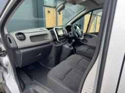 
Renault Trafic 1.6 dCi 27 Sport Nav SWB full									