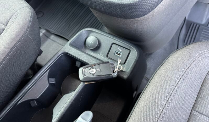 
Ford Transit Connect 1.5 200 EcoBlue Limited full									