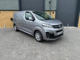 
Vauxhall Vivaro 1.5 Turbo D 2700 Sportive full									