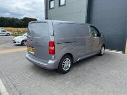 
Vauxhall Vivaro 1.5 Turbo D 2700 Sportive full									