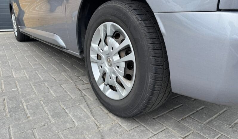 
Vauxhall Vivaro 1.5 Turbo D 2700 Sportive full									