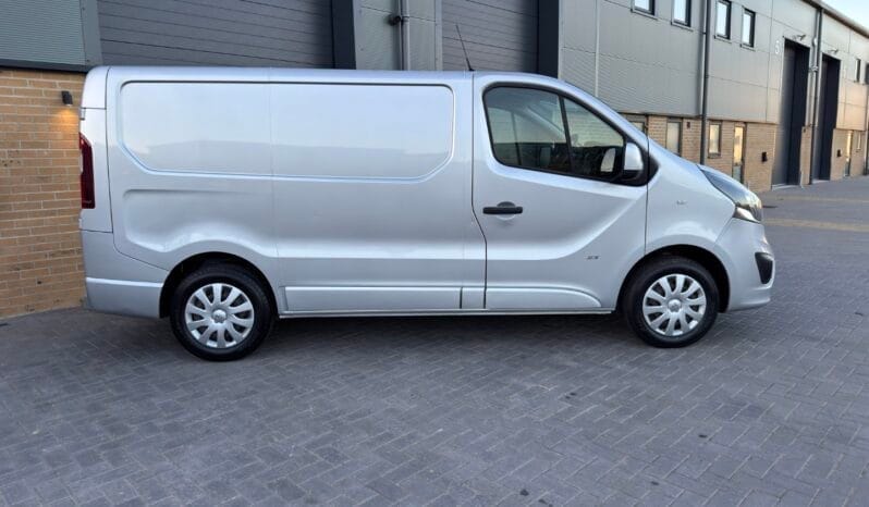 
Vauxhall Vivaro 1.6 CDTi 2900 Sportive full									
