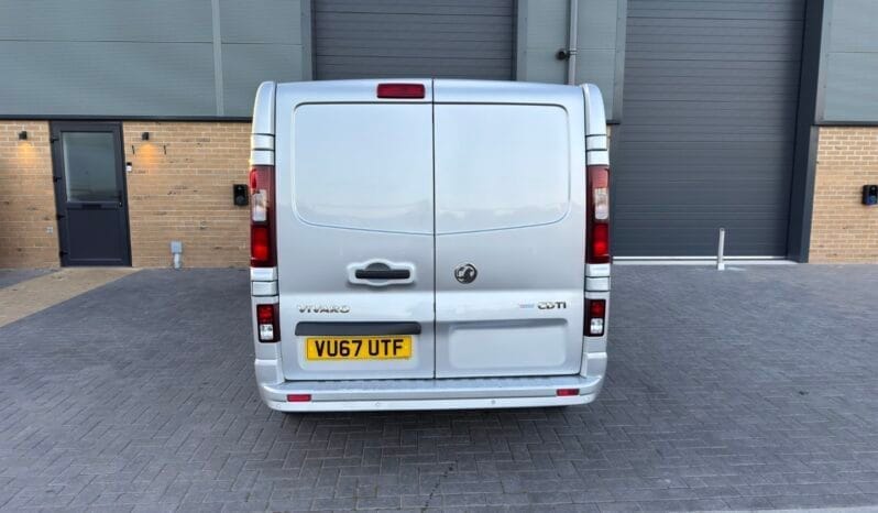 
Vauxhall Vivaro 1.6 CDTi 2900 Sportive full									