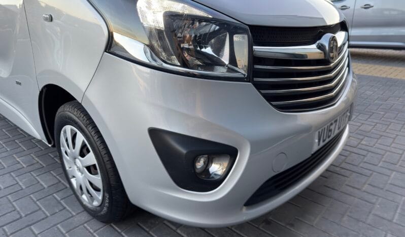 
Vauxhall Vivaro 1.6 CDTi 2900 Sportive full									
