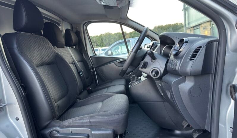 
Vauxhall Vivaro 1.6 CDTi 2900 Sportive full									