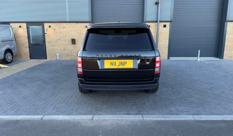 
LAND ROVER RANGE ROVER 4.4 SDV8 Vogue SE full									