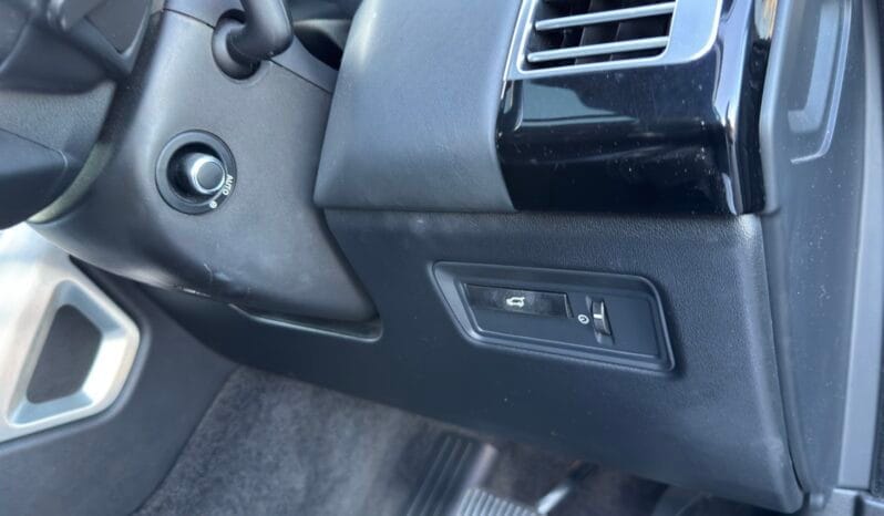 
LAND ROVER RANGE ROVER 4.4 SDV8 Vogue SE full									