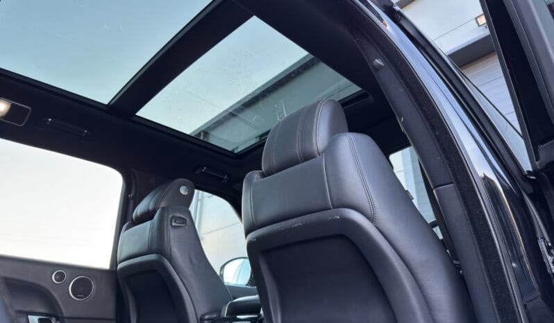 
LAND ROVER RANGE ROVER 4.4 SDV8 Vogue SE full									