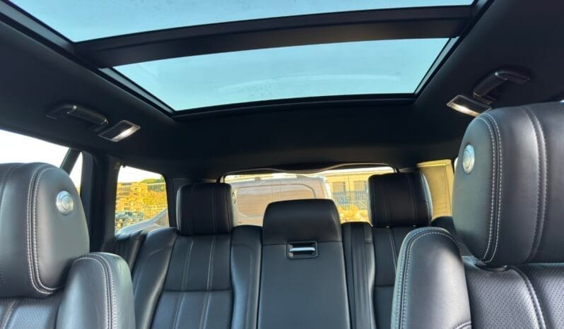 
LAND ROVER RANGE ROVER 4.4 SDV8 Vogue SE full									