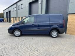 
PEUGEOT EXPERT 1200 2.0 HDi full									