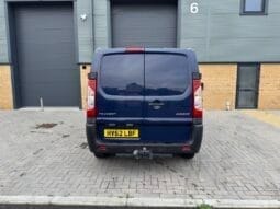 
PEUGEOT EXPERT 1200 2.0 HDi full									