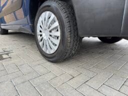 
PEUGEOT EXPERT 1200 2.0 HDi full									