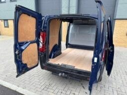 
PEUGEOT EXPERT 1200 2.0 HDi full									