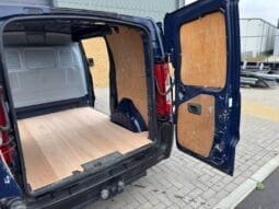 
PEUGEOT EXPERT 1200 2.0 HDi full									