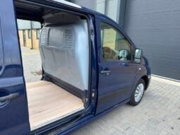 
PEUGEOT EXPERT 1200 2.0 HDi full									