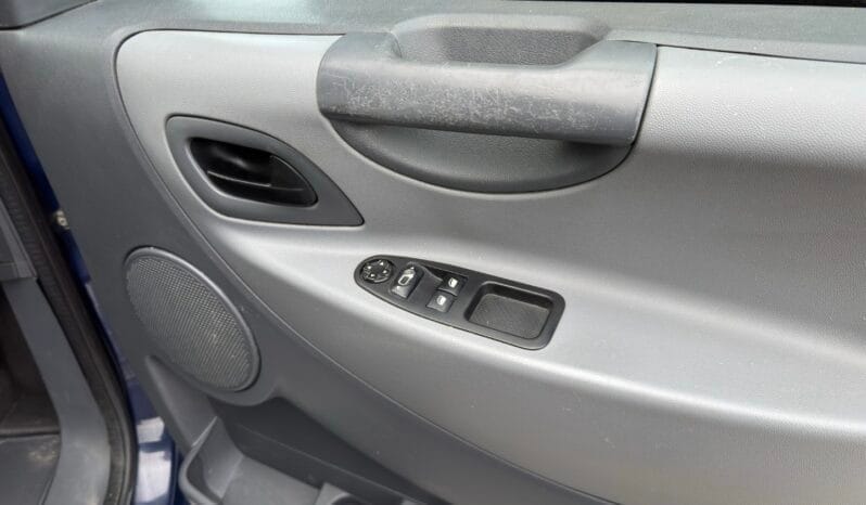 
PEUGEOT EXPERT 1200 2.0 HDi full									