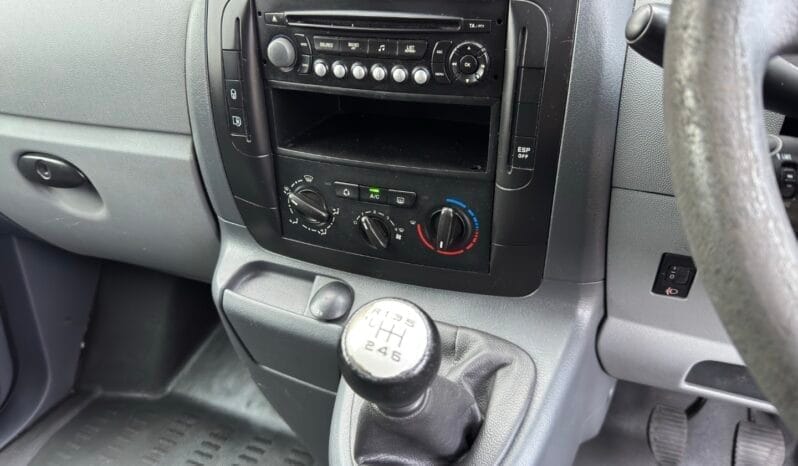 
PEUGEOT EXPERT 1200 2.0 HDi full									