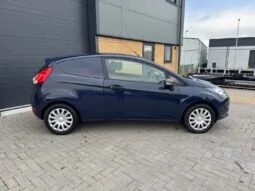 
FORD FIESTA 1.5 TDCi full									