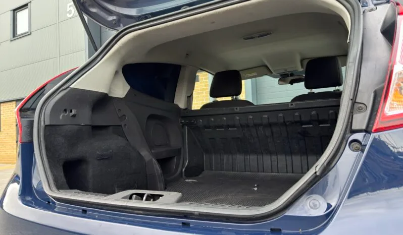 
FORD FIESTA 1.5 TDCi full									