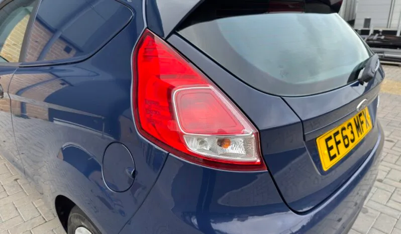 
FORD FIESTA 1.5 TDCi full									