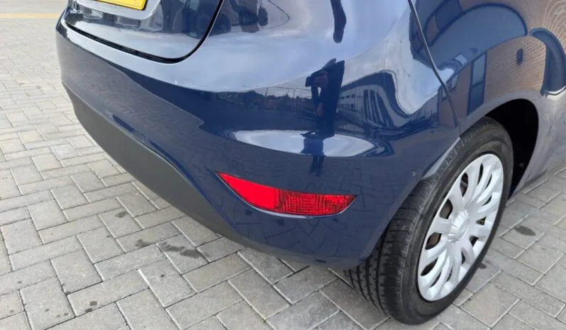 
FORD FIESTA 1.5 TDCi full									