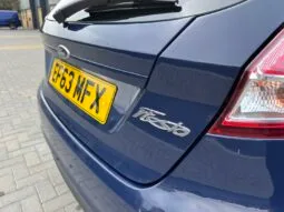 
FORD FIESTA 1.5 TDCi full									