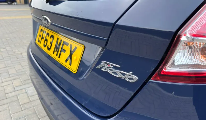 
FORD FIESTA 1.5 TDCi full									