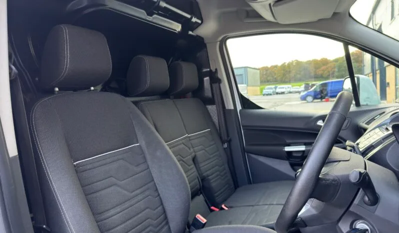 
FORD TRANSIT CONNECT 1.5 TDCi Limited full									