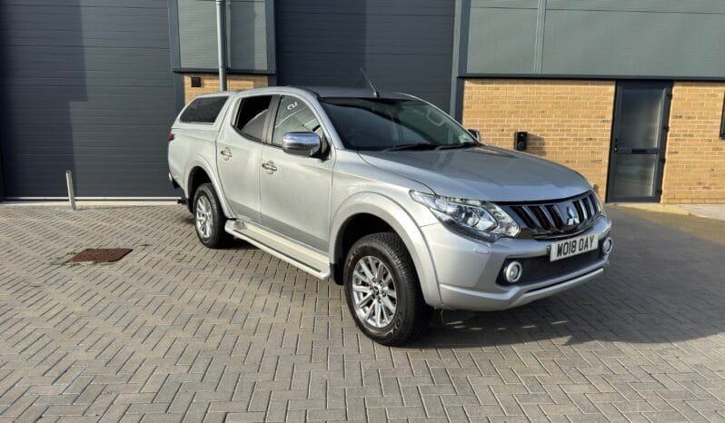 
MITSUBISHI L200 2.4 Barbarian Auto full									