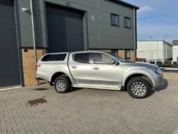 
MITSUBISHI L200 2.4 Barbarian Auto full									
