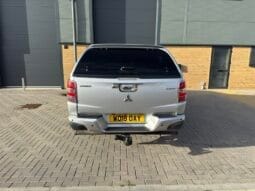 
MITSUBISHI L200 2.4 Barbarian Auto full									