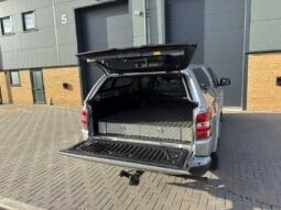 
MITSUBISHI L200 2.4 Barbarian Auto full									