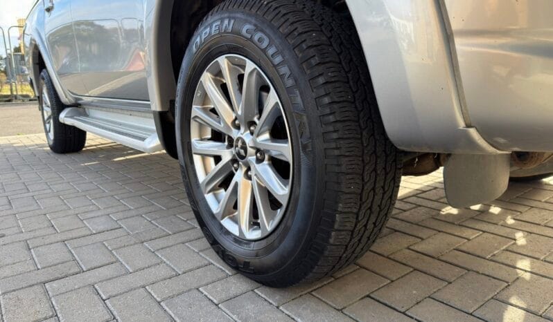 
MITSUBISHI L200 2.4 Barbarian Auto full									