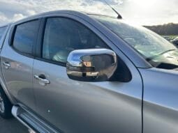 
MITSUBISHI L200 2.4 Barbarian Auto full									