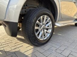 
MITSUBISHI L200 2.4 Barbarian Auto full									