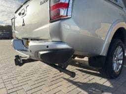 
MITSUBISHI L200 2.4 Barbarian Auto full									