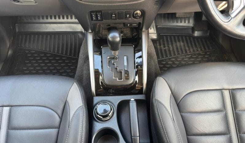 
MITSUBISHI L200 2.4 Barbarian Auto full									