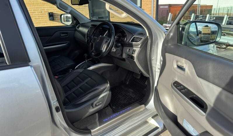 
MITSUBISHI L200 2.4 Barbarian Auto full									