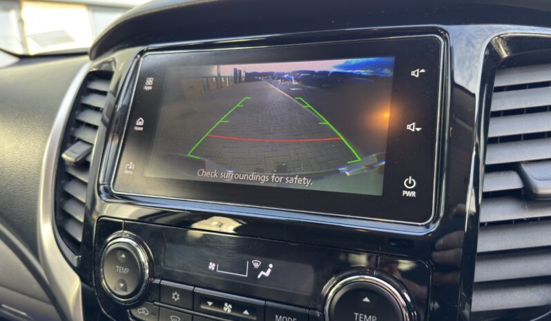 
MITSUBISHI L200 2.4 Barbarian Auto full									