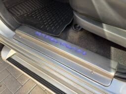 
MITSUBISHI L200 2.4 Barbarian Auto full									