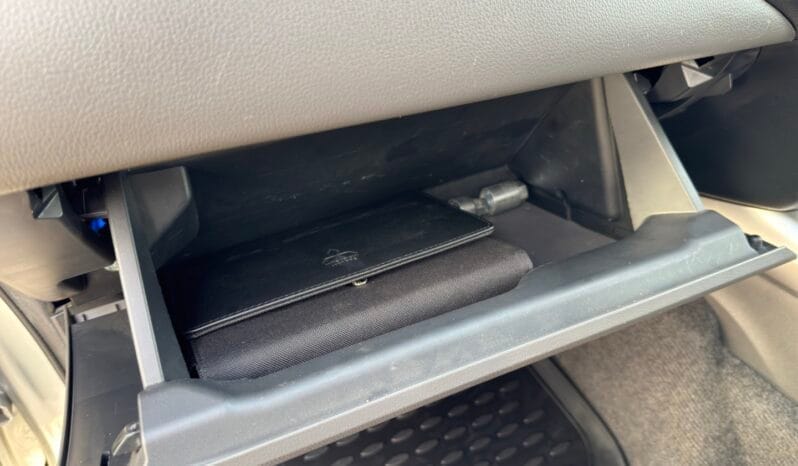 
MITSUBISHI L200 2.4 Barbarian Auto full									