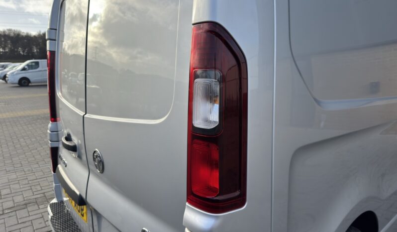 
VAUXHALL VIVARO 1.6CDTI Sportive LWB full									